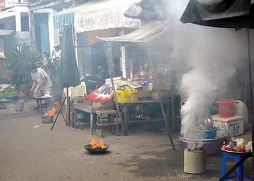 Đến 31-12-2020 cấm dùng bếp than tổ ong